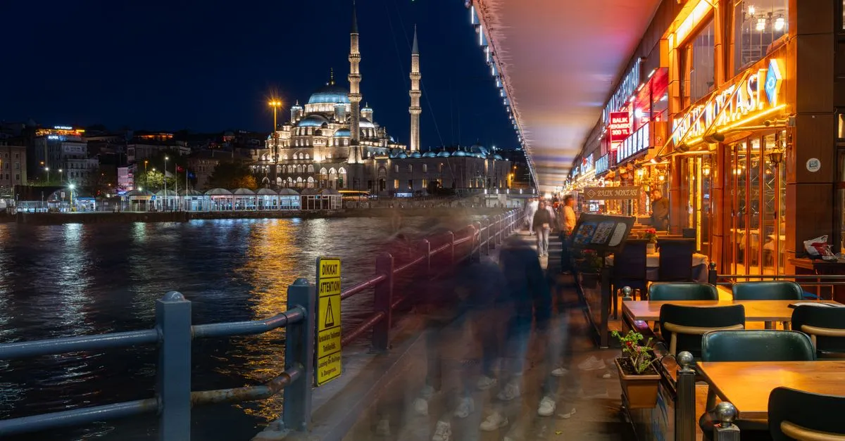 İstanbul'da Restoran Açmak: Ruhsat ve Maliyet Rehberi